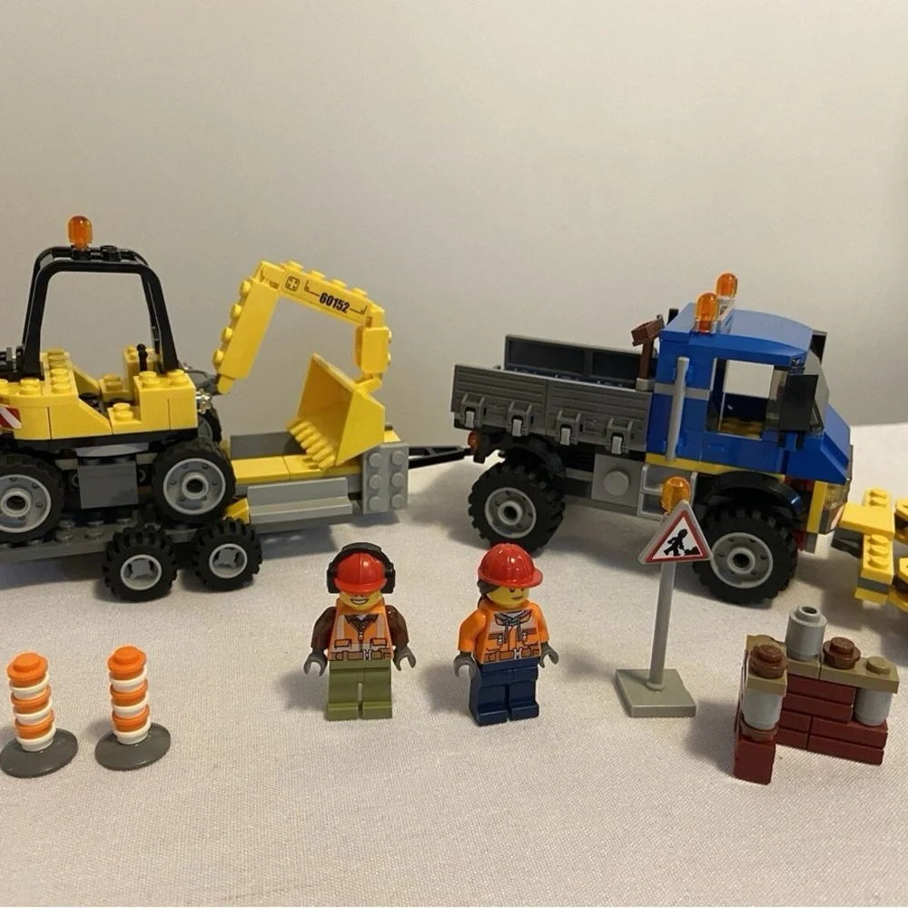 LEGO City Great Vehicles Sweeper & Excavator 60152